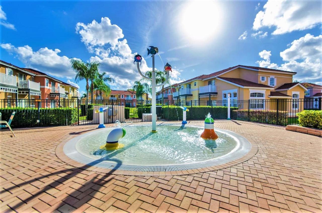 Breeze Vacation Townhome At Lake Berkley Resort Kissimmee Bagian luar foto